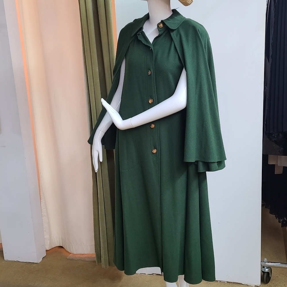 Ungaro Parellele Paris, Cape Coat